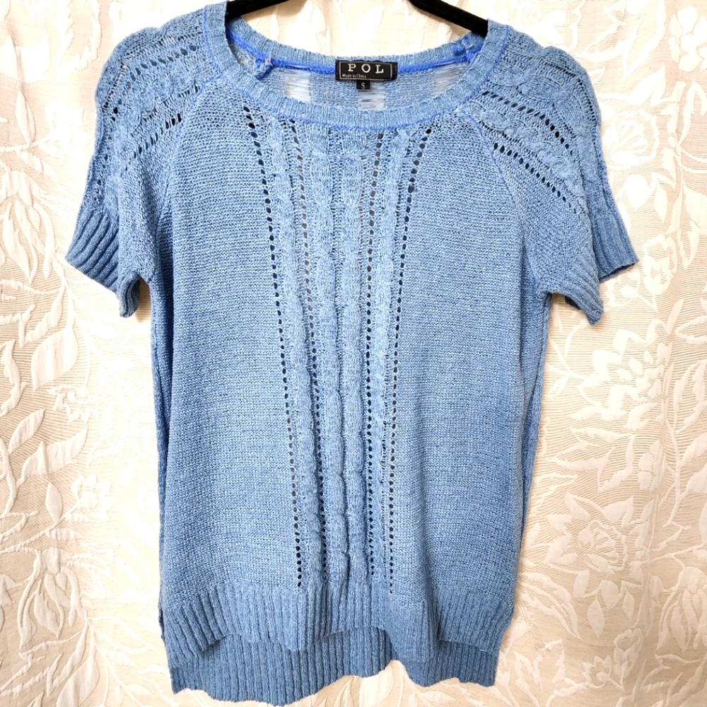 POL Light Blue Knit Top. NWOT Oversized best For Medium.
